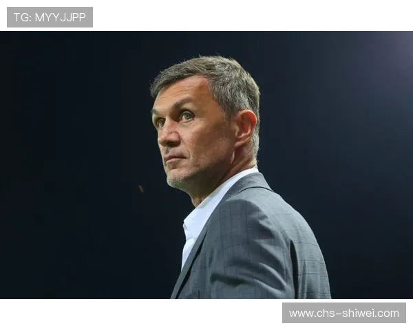 访问AC米兰官网，追踪球员转会动态与俱乐部官方声明